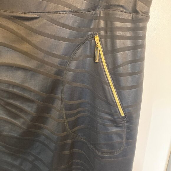 #43Jamie Sadock Black with Gold Zippers Golf Skort, Size XL - Picture 4 of 9